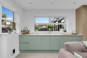 Photo 14- click for photo gallery